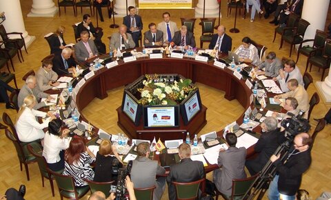 Séminaire de la Commission de l’Internationale Socialiste sur le changement climatique à St Petersburg