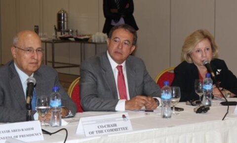 Négociations une priorité pour la paix