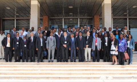 Le Comité Afrique de l'IS se réunit à Praia